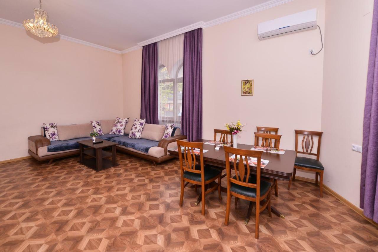 Apartment Kera Koutaïssi Extérieur photo